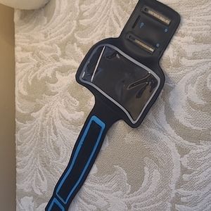 4/$15 SALE Arm Band Cell Phone Holder Running, Gym, Workout Adjustable